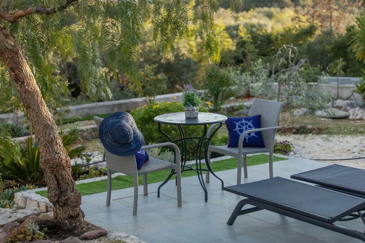 House Tea In A Beautiful Nature Donji Okrug  Croatia